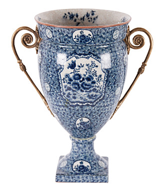 Ваза, фарфор, бело-синий цвет H: 34 cm  W: 30 cm  D: 20 cm